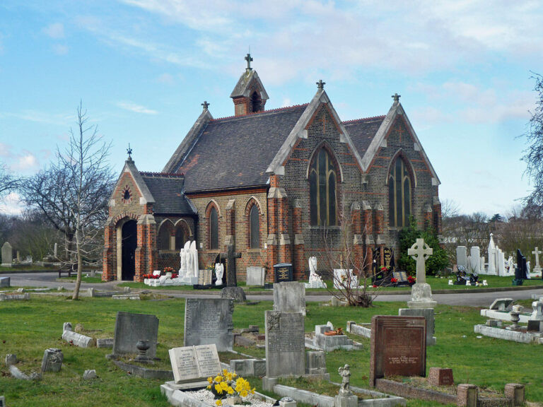 geograph-7915763-by-Robin-Webster