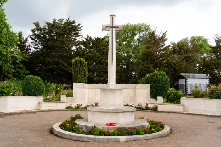 Streatham Park Cemetery (3)_Compressed